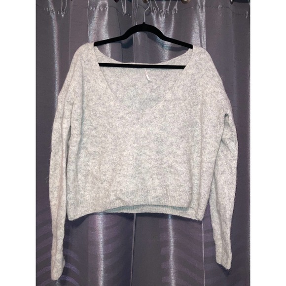 Free People Sweaters - Free People Crop Sweater Size Medium